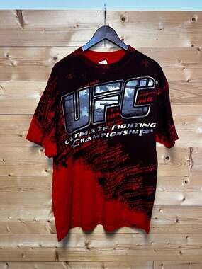 Vintage Y2K UFC Ultimate Fighting Championship Graphic Red T-Shirt size XL